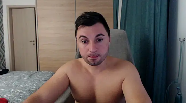 Snapshot of HankMalone chatting on 12-18-24, 06:46 HankMalone online show from 12-18-24, 06:46