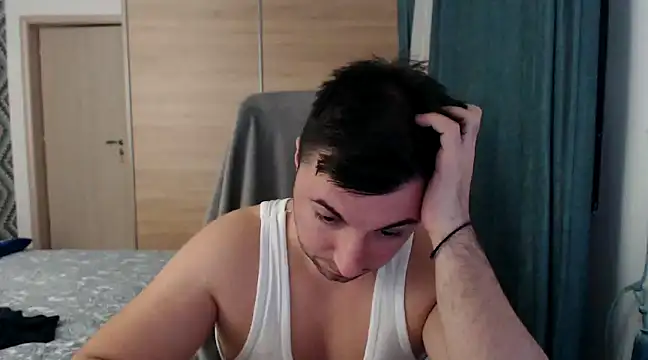 Snapshot of HankMalone chatting on 01-14-25, 06:28 HankMalone online show from 01-14-25, 06:28