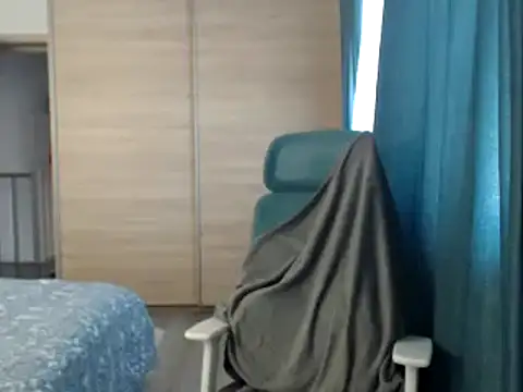 Snapshot of HankMalone chatting on 01-17-25, 07:08 HankMalone online show from 01-17-25, 07:08