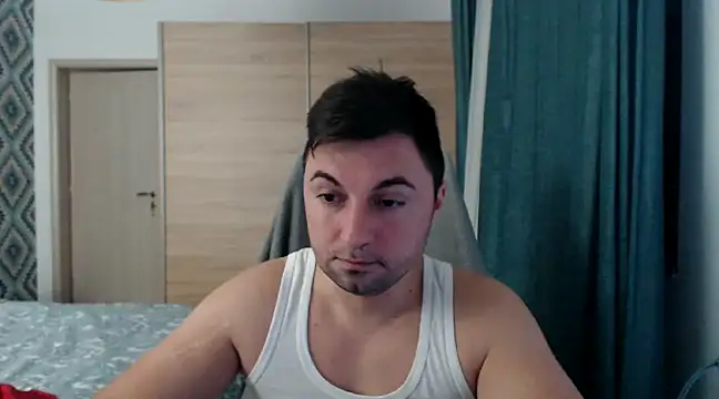 Snapshot of HankMalone chatting on 01-20-25, 05:06 HankMalone online show from 01-20-25, 05:06