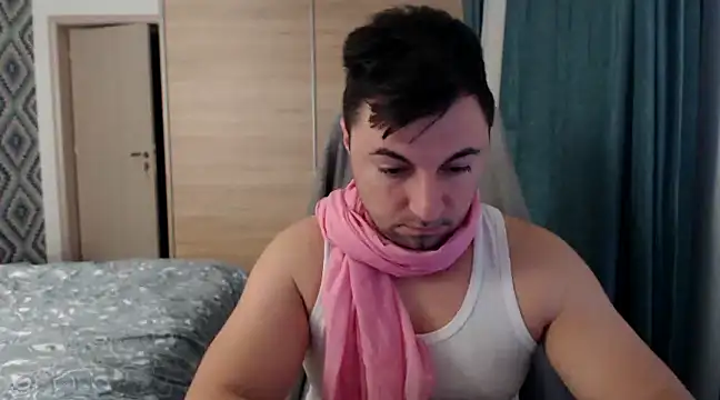 Snapshot of HankMalone chatting on 01-21-25, 04:43 HankMalone online show from 01-21-25, 04:43
