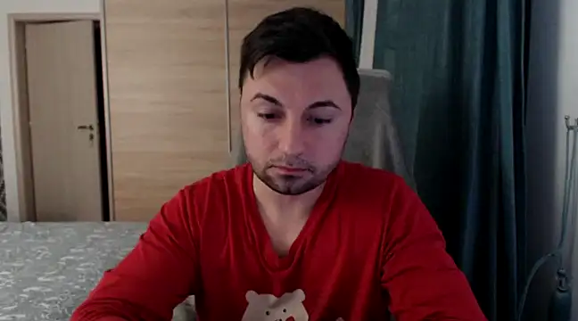 Snapshot of HankMalone chatting on 02-01-25, 06:19 HankMalone online show from 02-01-25, 06:19