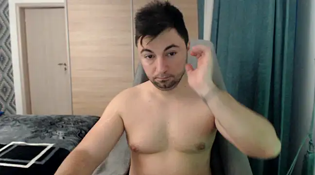 Snapshot of HankMalone chatting on 03-18-25, 04:04 HankMalone online show from 03-18-25, 04:04
