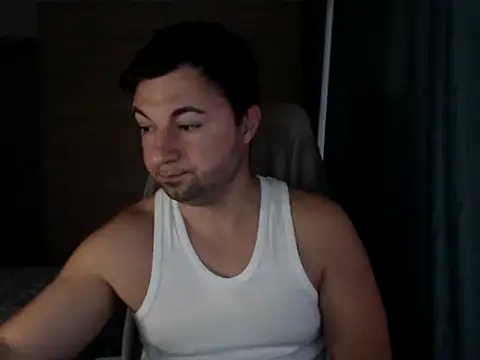 Snapshot of HankMalone chatting on 10-26-25, 05:02 HankMalone online show from 10-26-25, 05:02