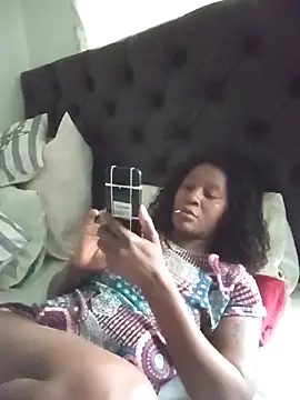 sluttylaura21 online show from 02-09-26, 04:44