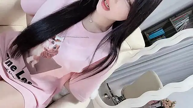 Snapshot of Serena-AU chatting on 11-29-25, 04:21 Serena-AU online show from 11-29-25, 04:21