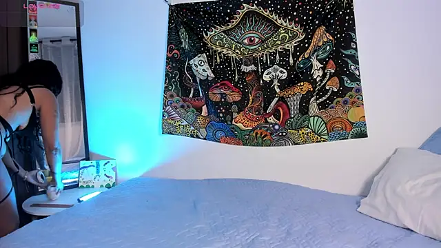 emilybae  online show from 10-09-25, 11:58