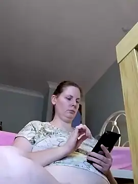 Snapshot of xxSexyBushLinnxx chatting on 12-26-24, 05:08 xxSexyBushLinnxx online show from 12-26-24, 05:08