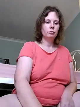 Snapshot of xxSexyBushLinnxx chatting on 01-25-25, 02:58 xxSexyBushLinnxx online show from 01-25-25, 02:58