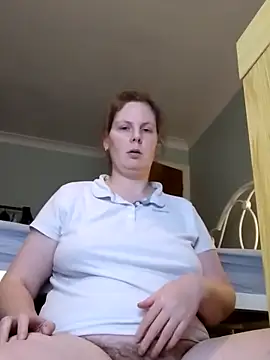 Snapshot of xxSexyBushLinnxx chatting on 02-17-25, 08:04 xxSexyBushLinnxx online show from 02-17-25, 08:04