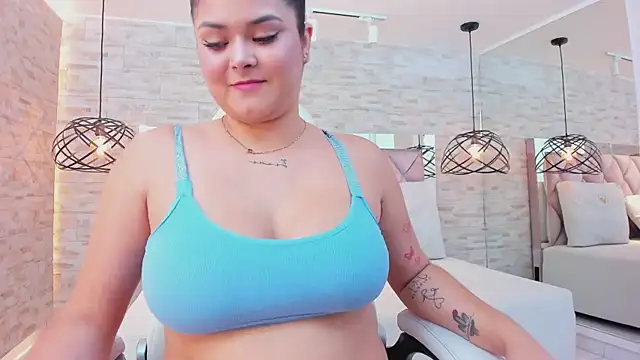 Snapshot of im_mou_ chatting on 01-25-25, 03:41 im mou online show from 01-25-25, 03:41