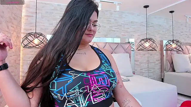 Snapshot of im_mou_ chatting on 02-17-25, 04:04 im mou online show from 02-17-25, 04:04