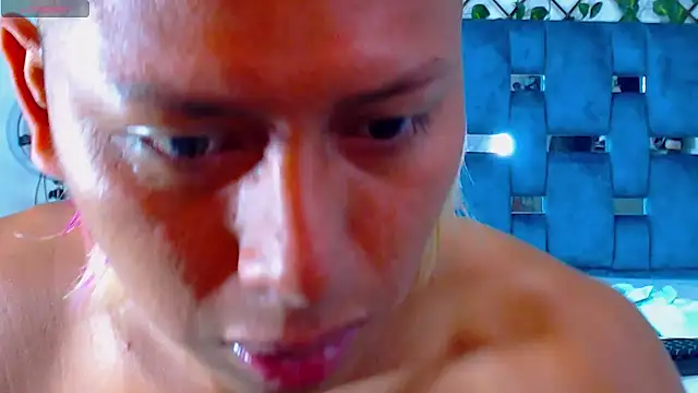 Snapshot of Hakim_prettynigg chatting on 12-15-24, 03:42 Hakim prettynigg online show from 12-15-24, 03:42