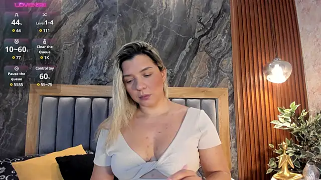 Snapshot of Gaia_Stone chatting on 02-01-25, 12:47 Gaia Stone online show from 02-01-25, 12:47