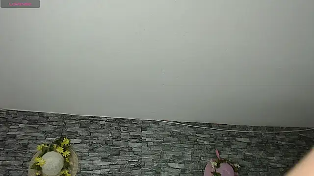 Danna Paolaa  online show from 11-04-25, 03:16