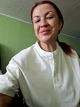 KiraXTender online show from 09-27-25, 03:55