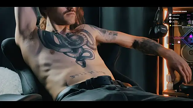 Snapshot of TechnoJesus chatting on 12-23-24, 09:08 TechnoJesus online show from 12-23-24, 09:08