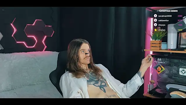 Snapshot of TechnoJesus chatting on 01-17-25, 03:32 TechnoJesus online show from 01-17-25, 03:32