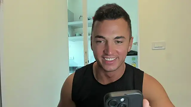 Snapshot of paulblack21 chatting on 02-05-26, 10:42 paulblack21 online show from 02-05-26, 10:42