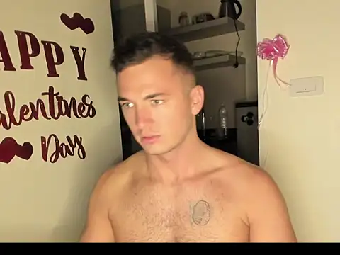 Snapshot of paulblack21 chatting on 02-11-26, 03:17 paulblack21 online show from 02-11-26, 03:17