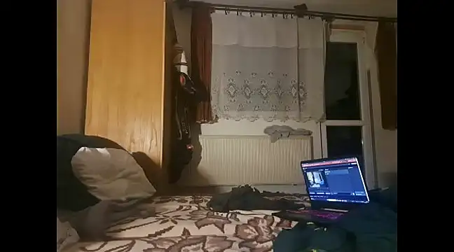 dilosan12345 online show from 02-22-25, 01:11