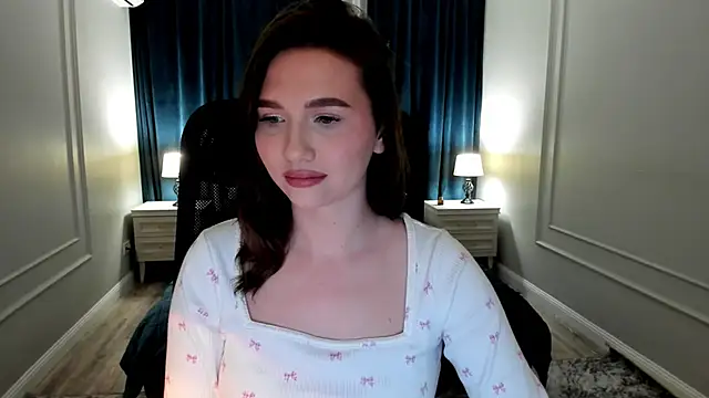 GracefulLook online show from 02-04-25, 04:08