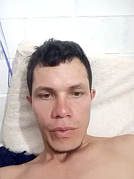 Snapshot of Juam22 chatting on 09-15-25, 04:23 Juam22 online show from 09-15-25, 04:23