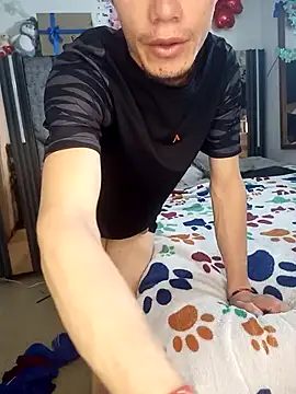 Snapshot of Juam22 chatting on 10-15-25, 10:43 Juam22 online show from 10-15-25, 10:43