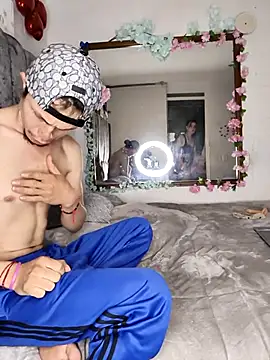 Snapshot of Juam22 chatting on 10-28-25, 06:06 Juam22 online show from 10-28-25, 06:06