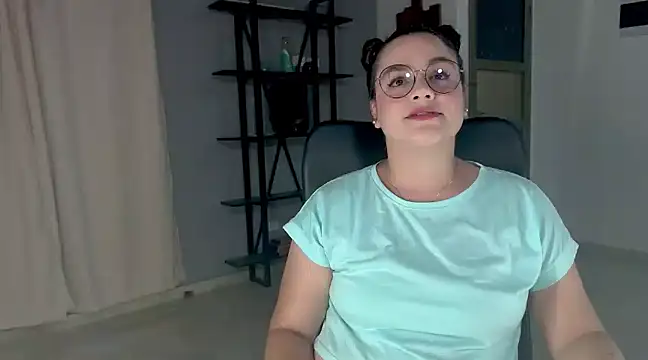 maela1 online show from 12-20-24, 01:14