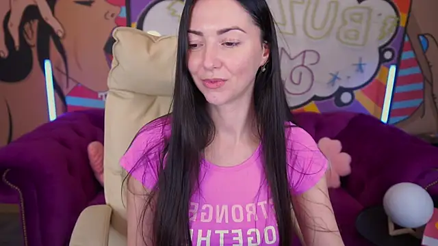 EmilyHalls online show from 12-15-24, 04:59