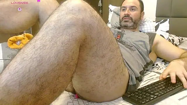 Snapshot of rodrher81 chatting on 11-01-25, 11:51 rodrher81 online show from 11-01-25, 11:51