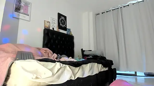 JohanyLatino online show from 01-13-25, 02:21