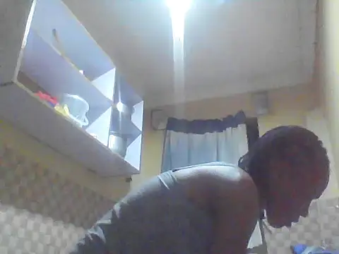 Smillie prety online show from 11-02-25, 04:20