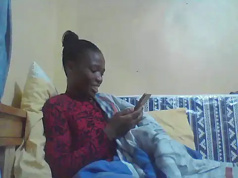 Smillie prety online show from 04-24-26, 03:53