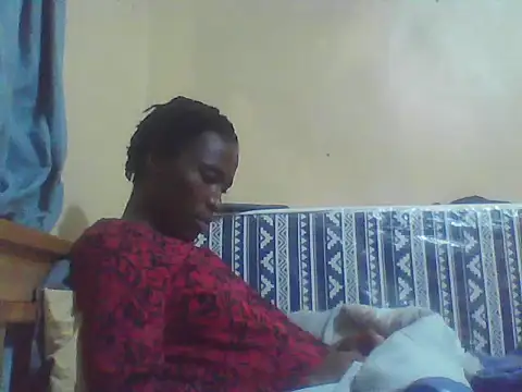 Snapshot of Smillie_prety chatting on 05-08-26, 04:01 Smillie prety online show from 05-08-26, 04:01