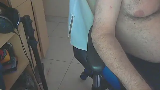 angelgarcia269 online show from 01-17-25, 09:39