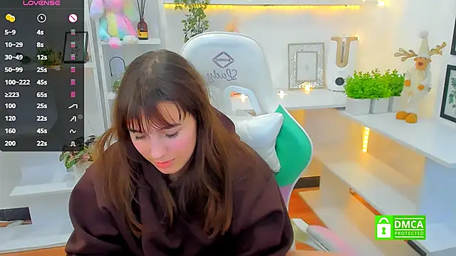  Eliizabeth  online show from 02-10-25, 03:24