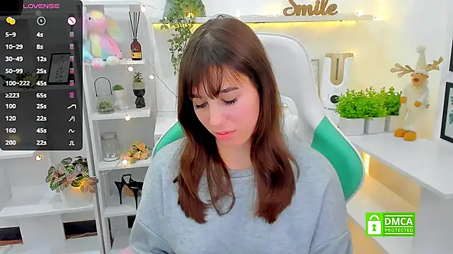  Eliizabeth  online show from 02-16-25, 02:31