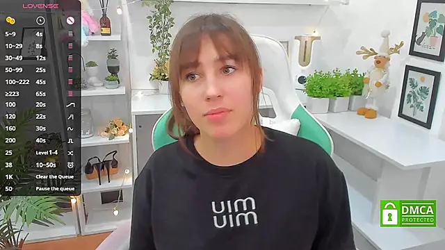  Eliizabeth  online show from 03-16-25, 09:16