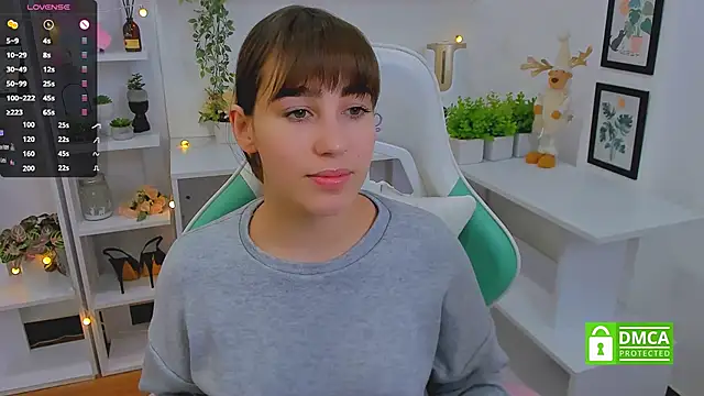  Eliizabeth  online show from 03-21-25, 10:06