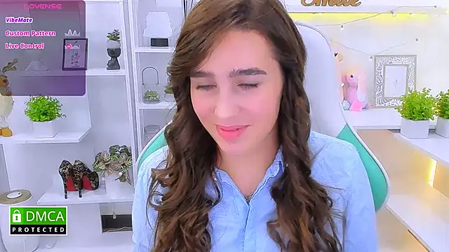  Eliizabeth  online show from 09-19-25, 09:26