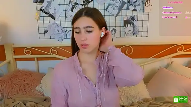  Eliizabeth  online show from 04-27-26, 09:57