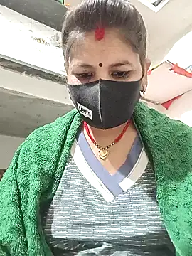 Riyaa-Devi online show from 12-21-24, 03:31