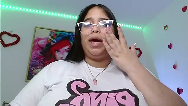 tati reyess online show from 02-22-25, 01:02