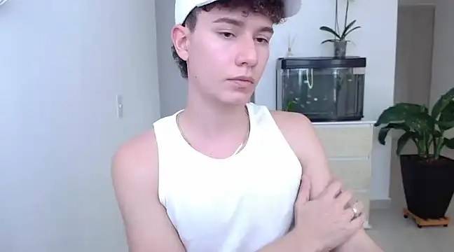 adrian morelly online show from 12-12-24, 07:04