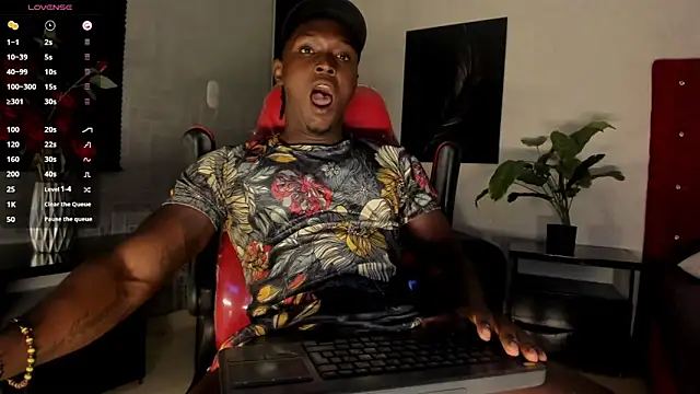 DannSmmith online show from 04-24-26, 03:20