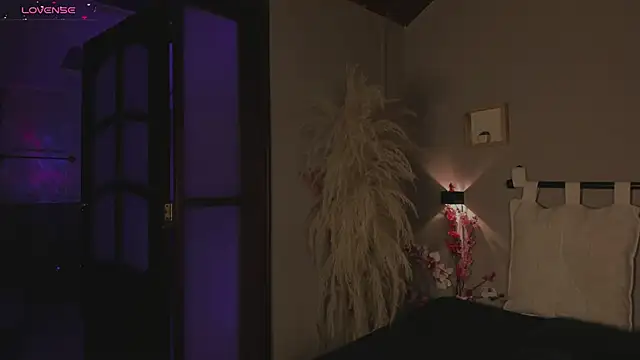 lua ferch   online show from 12-28-24, 03:37