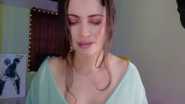 Snapshot of Emma__Blanco chatting on 10-06-25, 09:01 Emma  Blanco online show from 10-06-25, 09:01