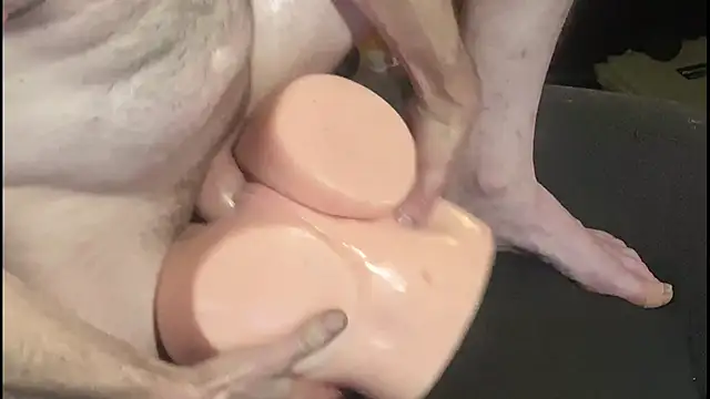 Snapshot of leanjamesdean chatting on 12-04-24, 05:16 leanjamesdean online show from 12-04-24, 05:16